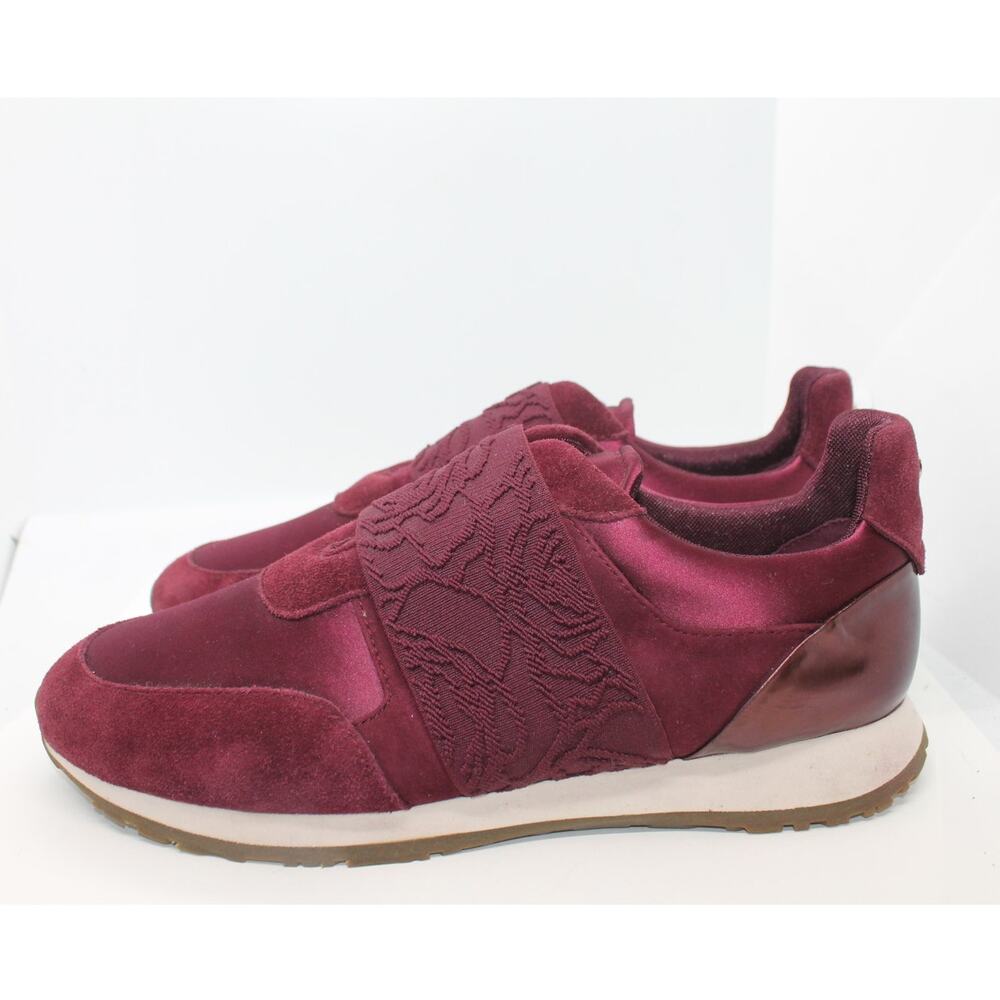 Taryn Rose Weatherproof Carson Burgundy Slip On Sneakers sz 9.5 US